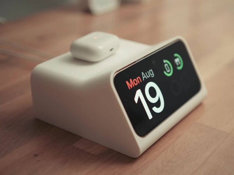 ClockDock Digital Clock For IPhone